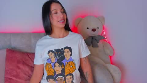 Snapshot of miakris1 chatting on 14, 2, 2025 miakris1 online show from 14, 2, 2025