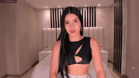 Call me Mia  online show from 8, 2, 2026