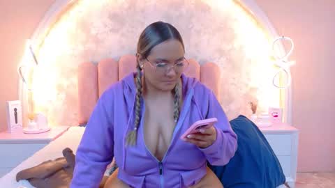 Mia online show from 14, 1, 2026