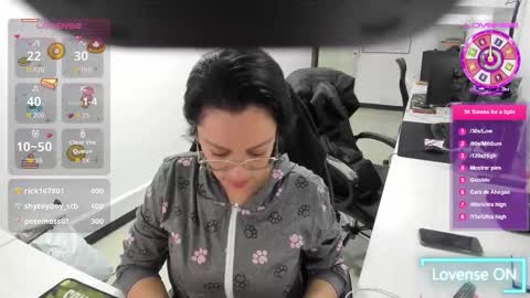 Mia  online show from 17, 1, 2026