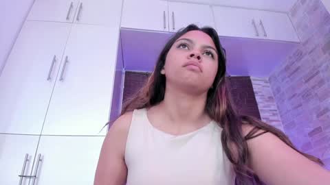 Snapshot of mialuxx chatting on 31, 1, 2025 Mia online show from 31, 1, 2025