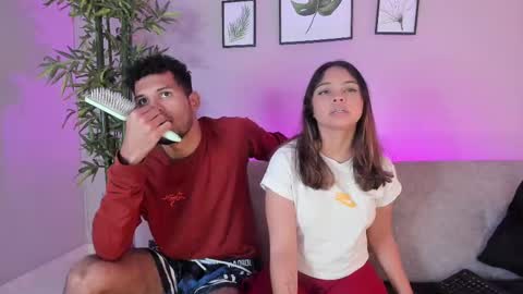 Snapshot of mialuxx chatting on 16, 2, 2025 Mia online show from 16, 2, 2025