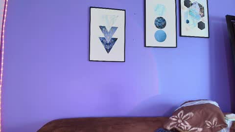 Snapshot of mialuxx chatting on 22, 2, 2025 Mia online show from 22, 2, 2025