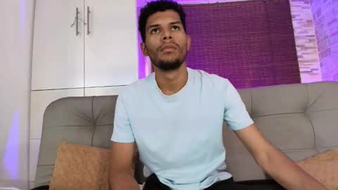 Snapshot of mialuxx chatting on 5, 10, 2025 Mia online show from 5, 10, 2025