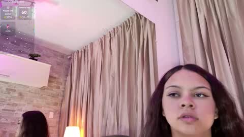 Mia online show from 6, 2, 2026