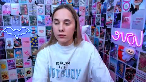 Snapshot of miamilas chatting on 24, 10, 2025 miamilas online show from 24, 10, 2025