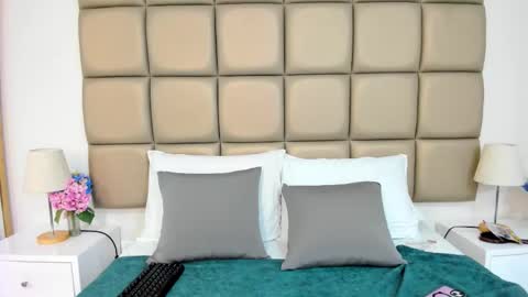 miamillers1 online show from 24, 11, 2025