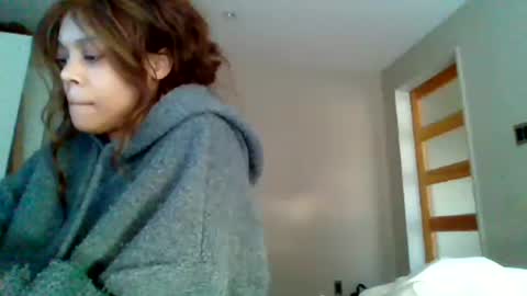 MiaMuffn online show from 16, 12, 2024