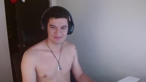 Snapshot of miaou_miaou chatting on 8, 3, 2026 miaou_miaou online show from 8, 3, 2026