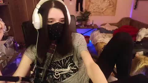 Snapshot of miaowhowl chatting on 18, 2, 2026 Kristien online show from 18, 2, 2026