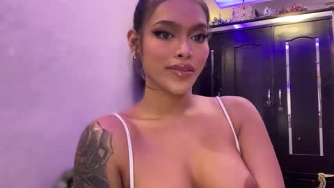 Mia online show from 19, 2, 2025