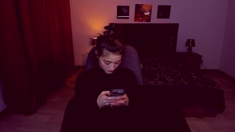 Snapshot of miapaw chatting on 25, 1, 2025 Mia online show from 25, 1, 2025