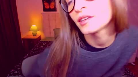 Snapshot of miapaw chatting on 26, 1, 2025 Mia online show from 26, 1, 2025