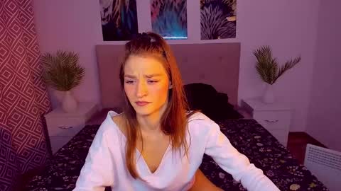 Snapshot of miapaw chatting on 29, 1, 2025 Mia online show from 29, 1, 2025