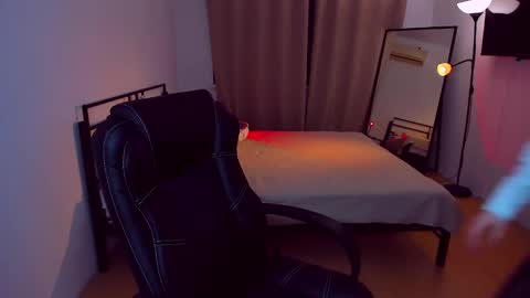 Snapshot of miapaw chatting on 7, 2, 2025 Mia online show from 7, 2, 2025