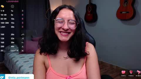 Snapshot of miaportman chatting on 9, 12, 2024 MIAPORTMANN online show from 9, 12, 2024