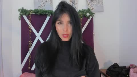 Snapshot of miaquevedo chatting on 18, 11, 2025 Mia Quevedo online show from 18, 11, 2025