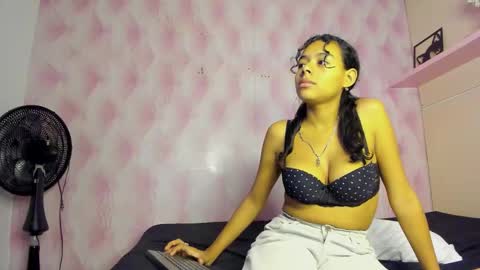 MIA  online show from 29, 11, 2025