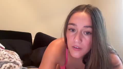 Mia Rose online show from 21, 9, 2025