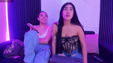 Snapshot of miascott5 chatting on 22, 10, 2025 miascott5 online show from 22, 10, 2025
