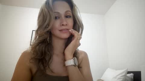 Snapshot of miasiren chatting on 10, 9, 2025 miasiren online show from 10, 9, 2025