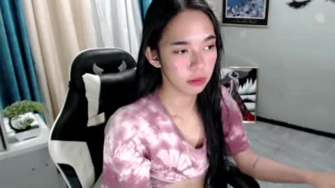 Mia online show from 25, 1, 2025