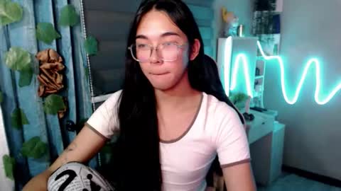 Mia online show from 19, 2, 2026