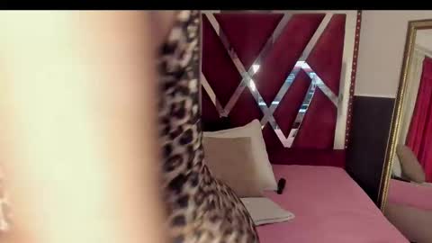 micaelahott_ online show from 11, 11, 2025