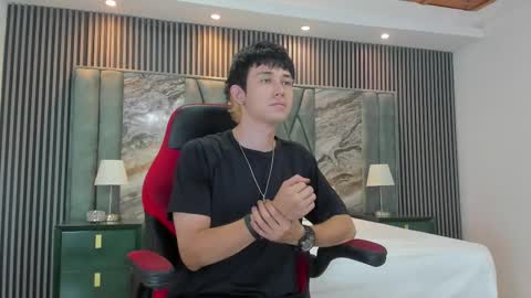 Michael online show from 5, 10, 2025