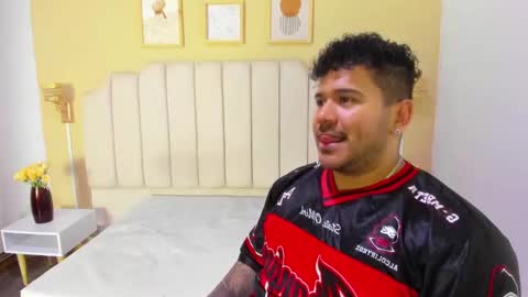 MICHAEL online show from 21, 10, 2025