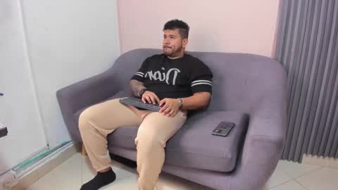 MICHAEL online show from 8, 11, 2025