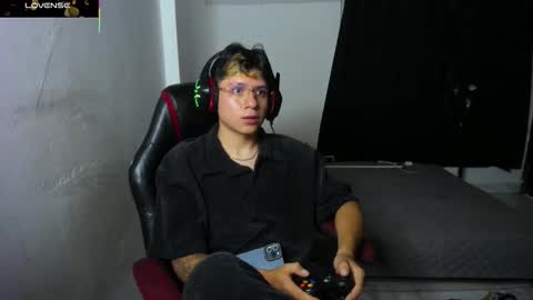 Snapshot of michael_kendall0 chatting on 6, 11, 2025 michael independent model online show from 6, 11, 2025