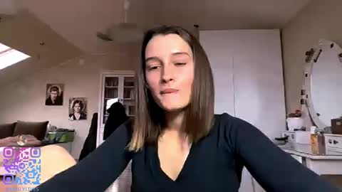 Emily online show from 27, 10, 2025