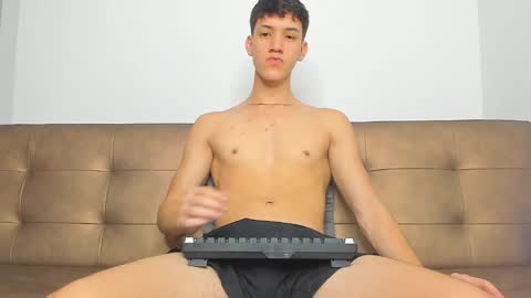 Snapshot of michael_twink18 chatting on 22, 2, 2025 Michael online show from 22, 2, 2025