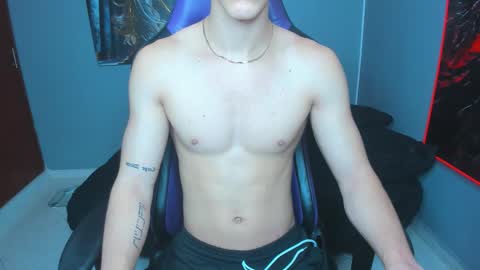 Snapshot of michael_twink18 chatting on 9, 9, 2025 Michael online show from 9, 9, 2025