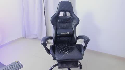 Snapshot of michaelferrel chatting on 14, 11, 2025 Mike online show from 14, 11, 2025