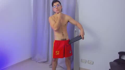 Snapshot of michaelferrel chatting on 21, 11, 2025 Mike online show from 21, 11, 2025