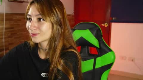 Snapshot of michaelwalkerr chatting on 19, 3, 2026 Michael Walkerr online show from 19, 3, 2026