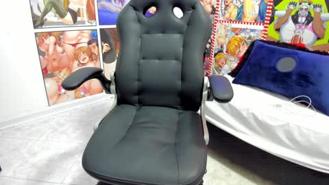 michel_lopez18 online show from 30, 12, 2024