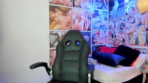 michel_lopez18 online show from 2, 2, 2025