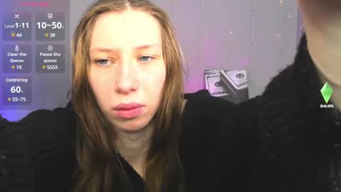 Snapshot of michele_mack chatting on 2, 2, 2025 michele_mack online show from 2, 2, 2025