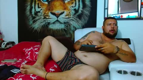 michell_myers online show from 4, 2, 2025