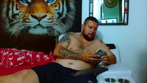 michell_myers online show from 6, 2, 2025