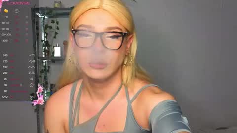michelle_jacksonn online show from 16, 9, 2025