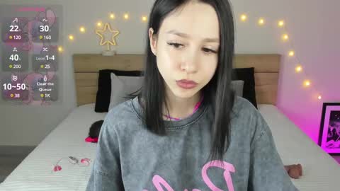 Snapshot of michelle_martinz chatting on 25, 2, 2025 Michelle Martinez online show from 25, 2, 2025