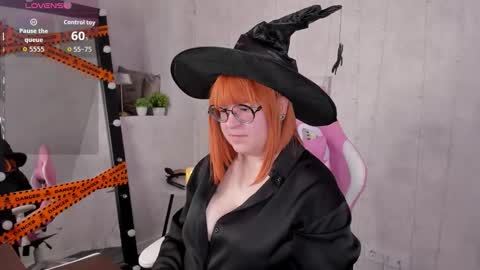 Snapshot of michelle_wilsson chatting on 27, 10, 2025 Michelle online show from 27, 10, 2025