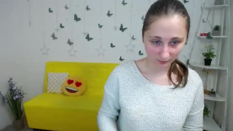 Snapshot of michellee11 chatting on 6, 3, 2026 Michel online show from 6, 3, 2026