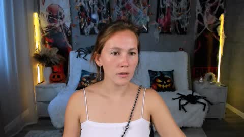 Snapshot of michelleortis chatting on 22, 10, 2025 MichelleOrtis online show from 22, 10, 2025