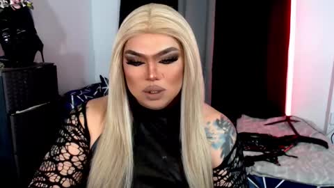 Michelle online show from 30, 10, 2025