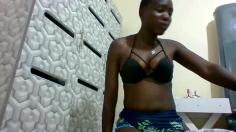 mickyhailey online show from 19, 2, 2025